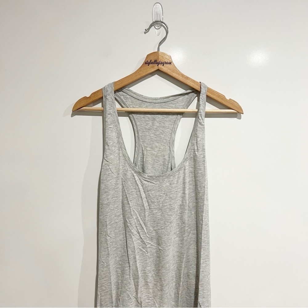 Lululemon Razorback Tank Top - Picture 3 of 5